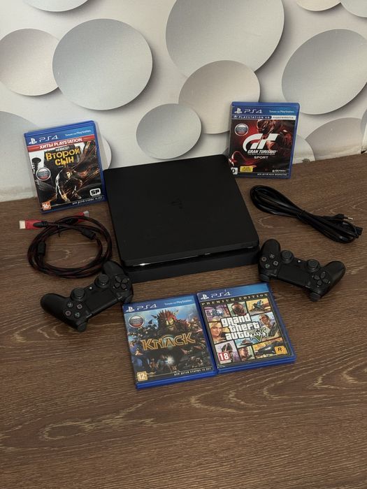 PlayStation 4 Slim