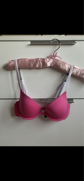 Dsquared2 оригинален сутиен