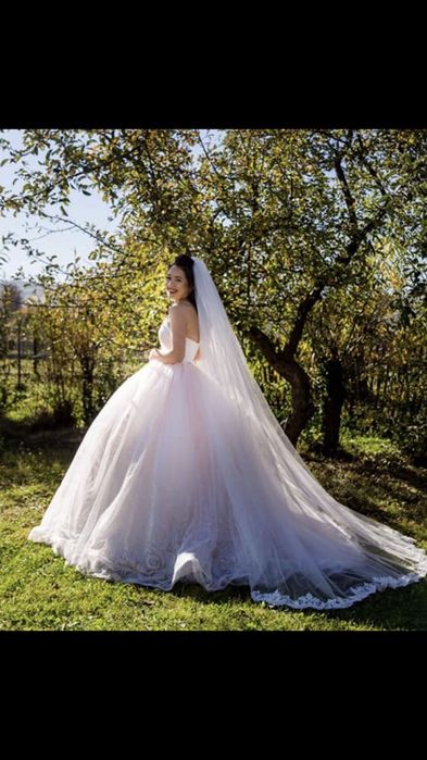 Rochie mireasa, tip prințesă