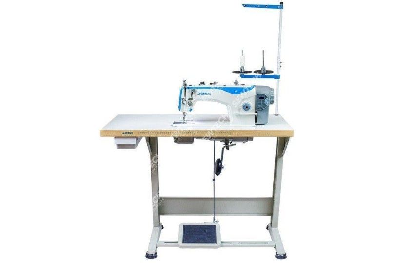 B/u Jack A2s tikuv moshinasi sotiladi arzon narxlarda