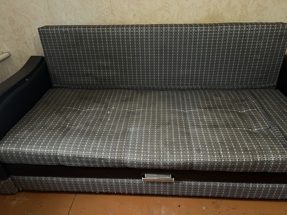 продам раскладной диван