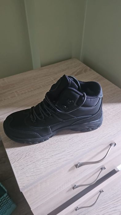 Трекинговые ботинки новые