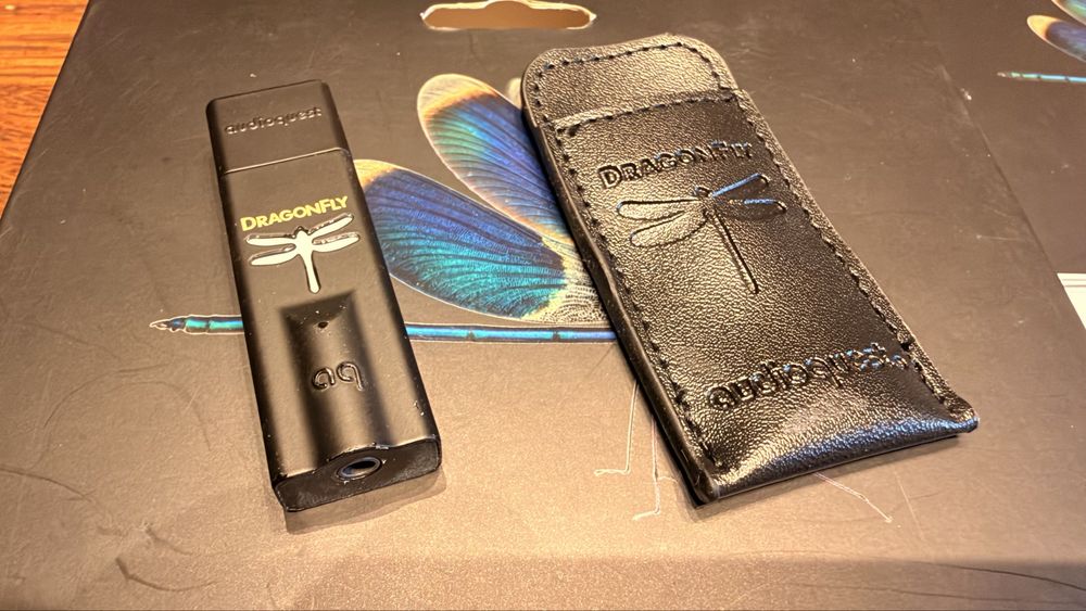 DAC / Amplificator căști AudioQuest DragonFly Black v1.5 – Pachet Complet la Cutie