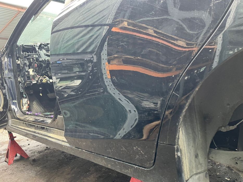 Lexus CT200H Батерия броня фарове  стопове волан капак врати