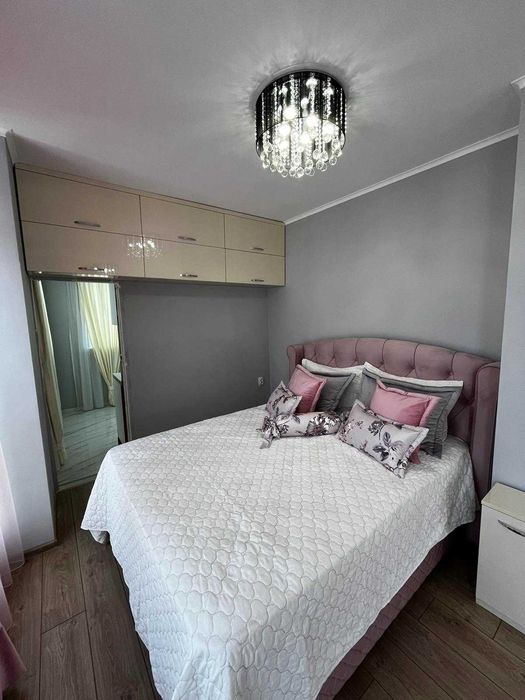 Продава се Тристаен апартамент в Пловдив, Христо Смирненски - 135 кв.м за 1371 €/кв.м - Снимка #9