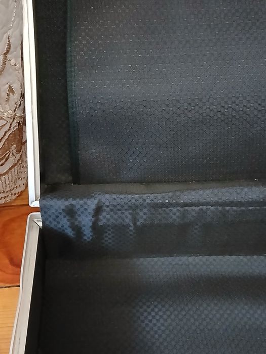 Ретро дипломатически куфар