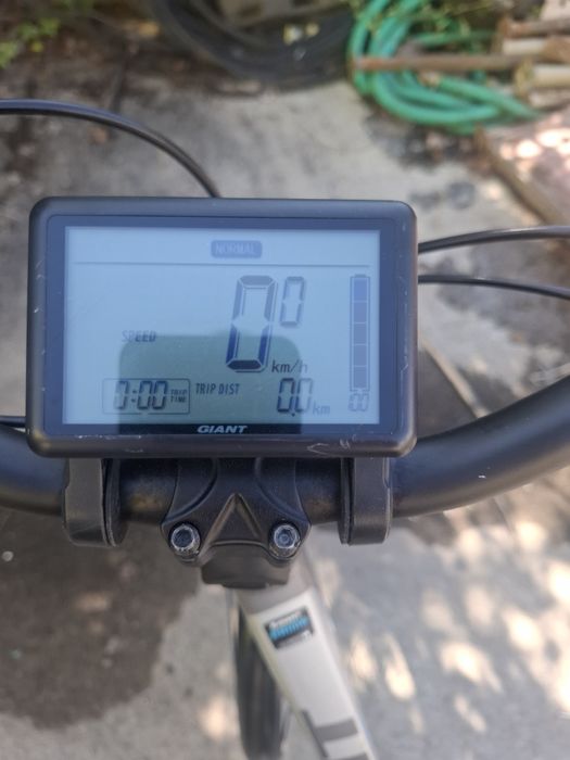Vand bicicleta electrica Giant Prime Hibrid