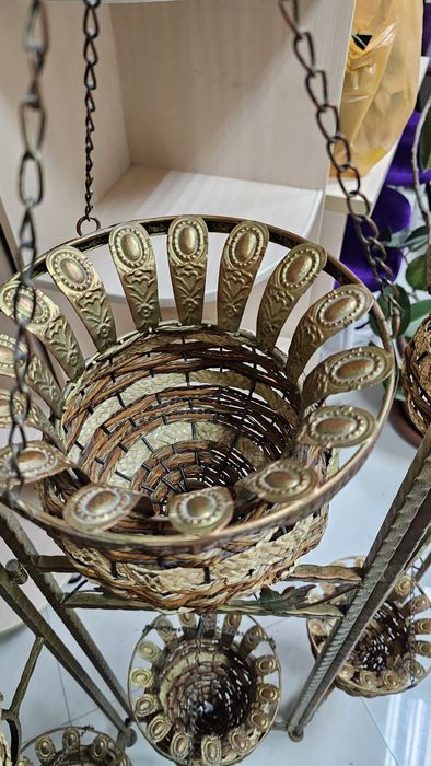 Ширма с подвесными кашпо