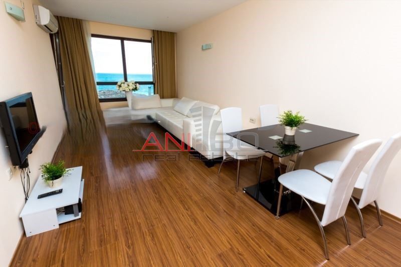 Продава се Двустаен апартамент в к.к. Златни пясъци - 56 кв.м за 2840 €/кв.м - Снимка #10