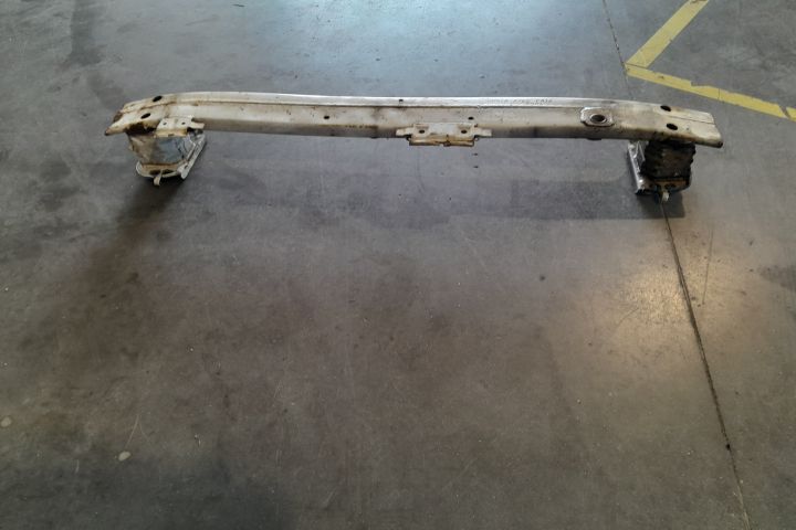 Armatura / Intaritura bara fata Toyota Aygo a 2-a generatie