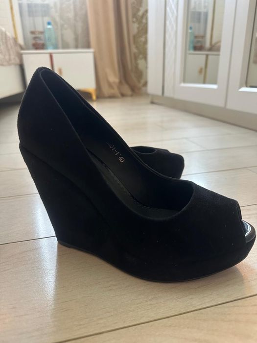 Обувь женская на поатформе