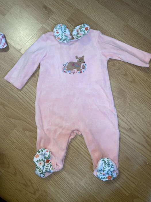 2 salopete si set caciulite si manusi Mothercare bebelusi
