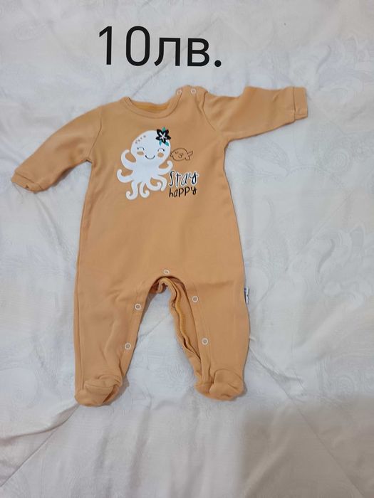 Детски дрехи. Неразличими от нови.