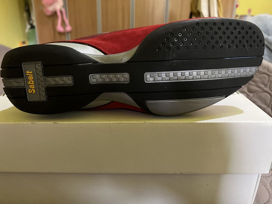 Teniși converse noi..