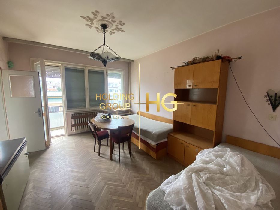 Продава се Четиристаен апартамент в Добрич, Център - 130 кв.м за 539 €/кв.м - Снимка #12