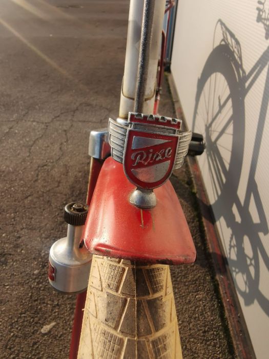 Vând bicicletă retro