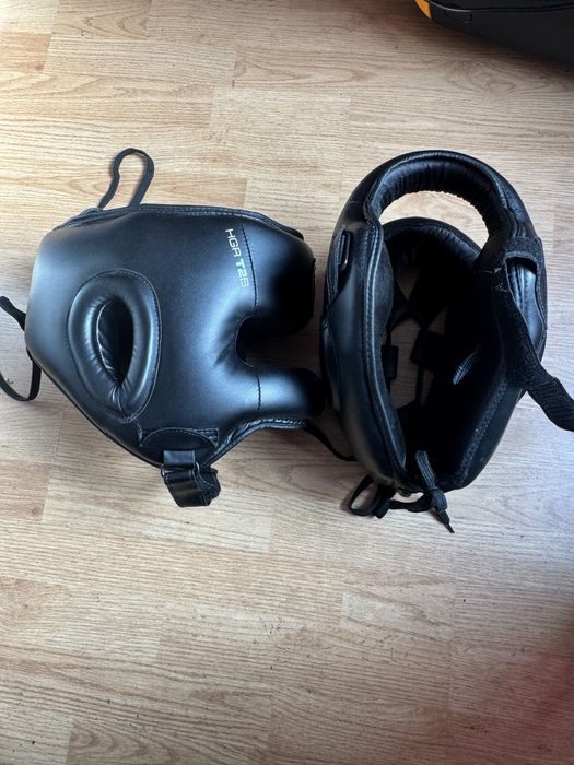 Vand 2x echipament kickbox / MMA  - NOU