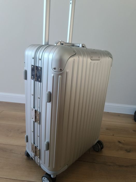 Чемодан RIMOWA на ручной клад