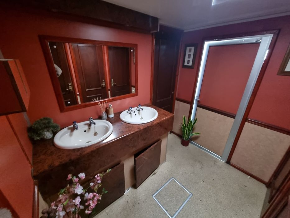 Toalete mobile de  lux tip container