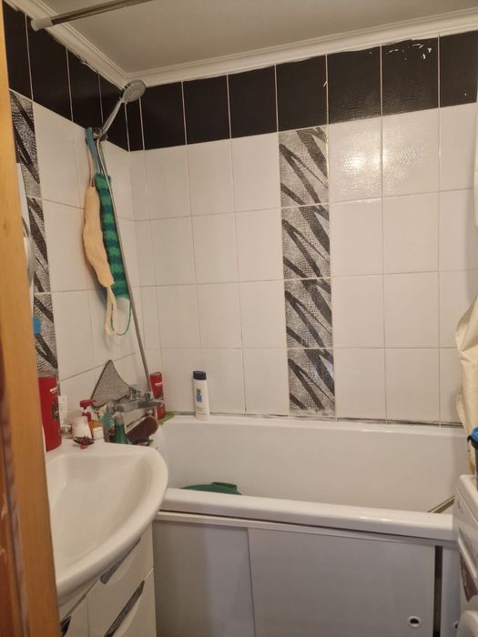 4 комнатная - 17 школы