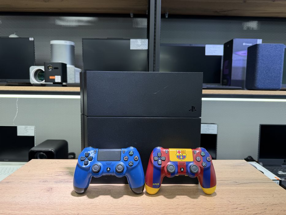 Sony PlayStation 4 Fat, 1 TB, версия 13.02, 2 джойстика, 1907/А10