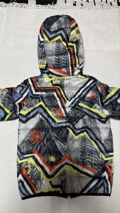 Преходно детско яке Guess