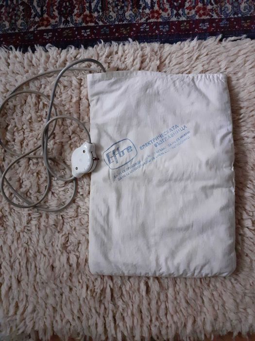 Продавам немска електрическа възглавничка