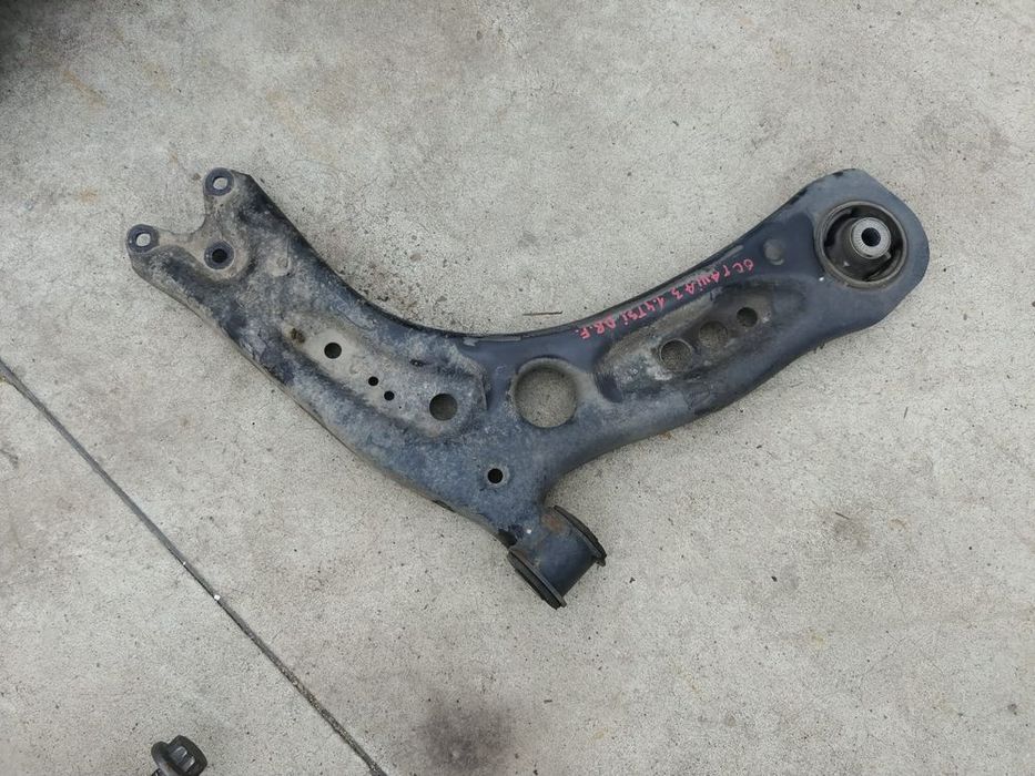 brat bascula dreapta fata 1.4 tsi cpw skoda octavia 3