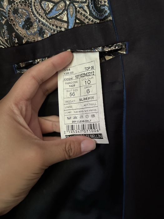 Продам мужской костюм