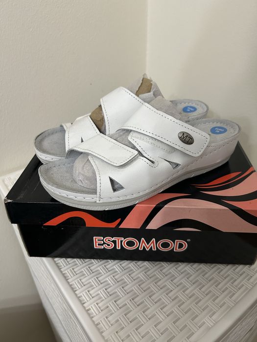 Новые сандали-кожа. Германия. 39 р.