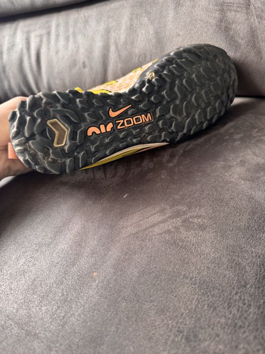 ghete de fotbal nike