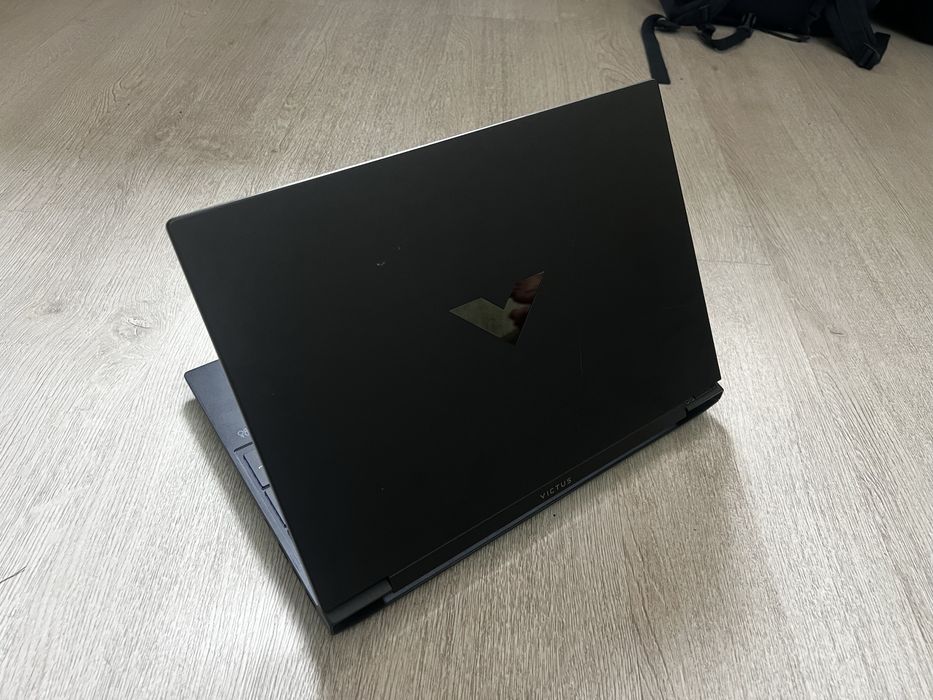 Продам HP Victus Gaming Laptop
