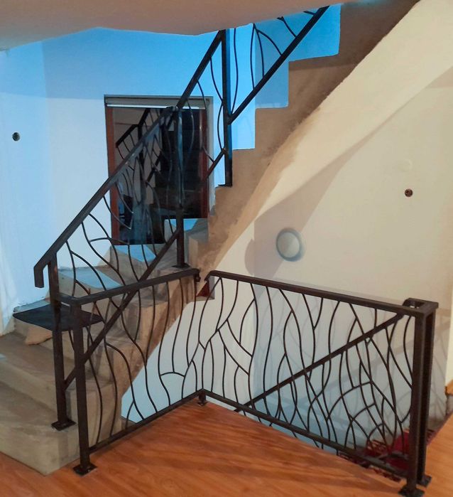 Scări Metalice Interioare / Exterioare • Execuție la Comandă