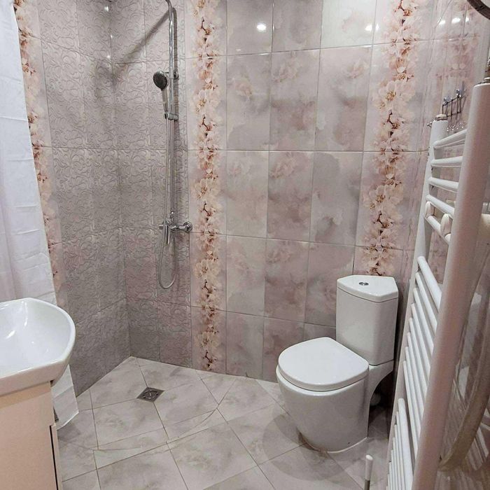 Дава се под наем Тристаен апартамент в Варна, Виница - 120 кв.м за 588 € - Снимка #11