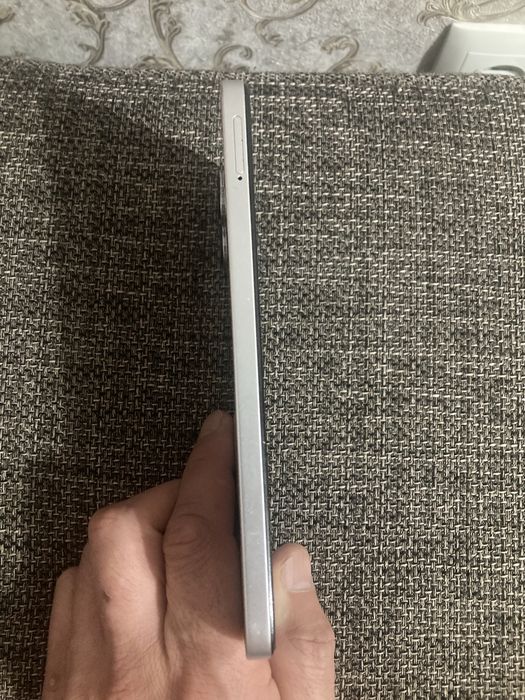 Продам телефон редми