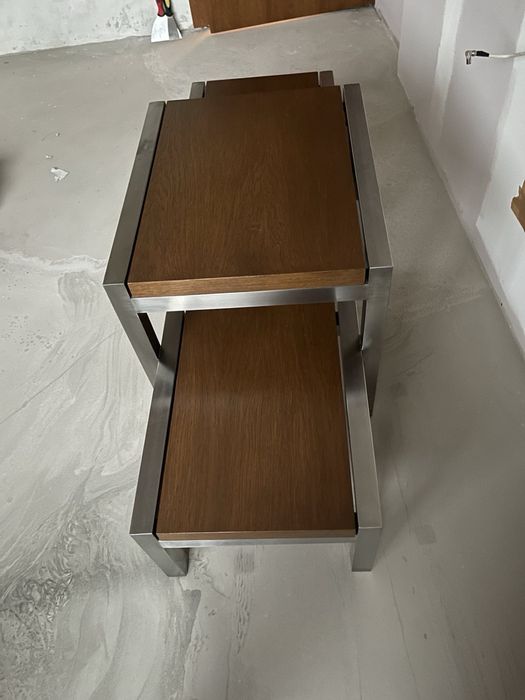 Холна маса от дърво