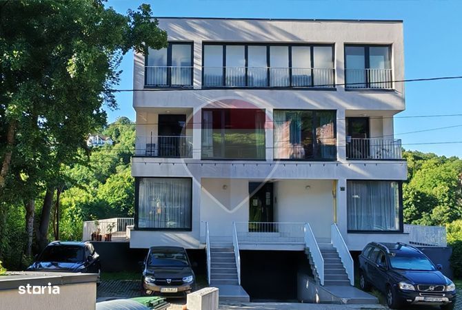Apartament cu terasă de 27.5 mp, parcare și panoramă, Șchei — fotografia 1