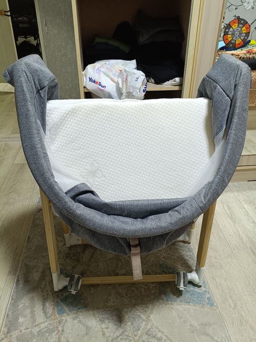 Манеж- колыбель, кровать