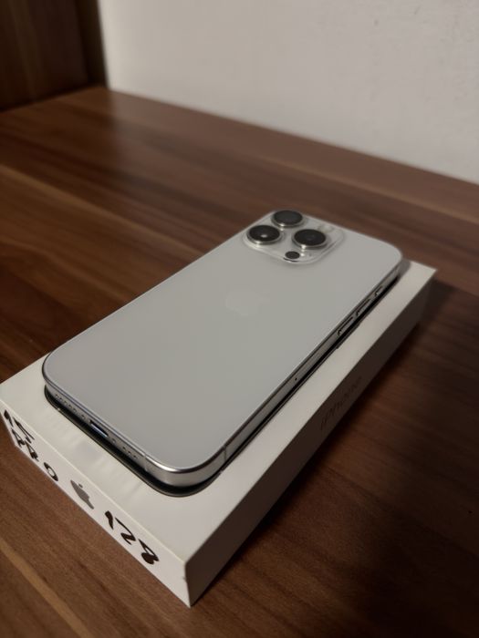 iPhone 15 Pro - 128GB