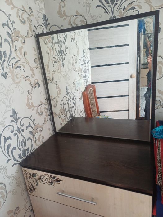 Продам Спальный гарнитур