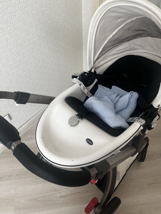 Коляска hot&mom 2 в 1-ом