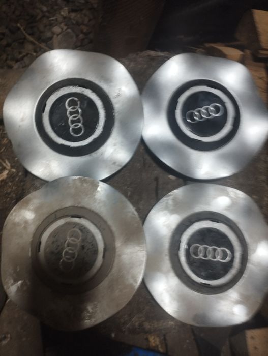 Колпаки на диски на Ауди
