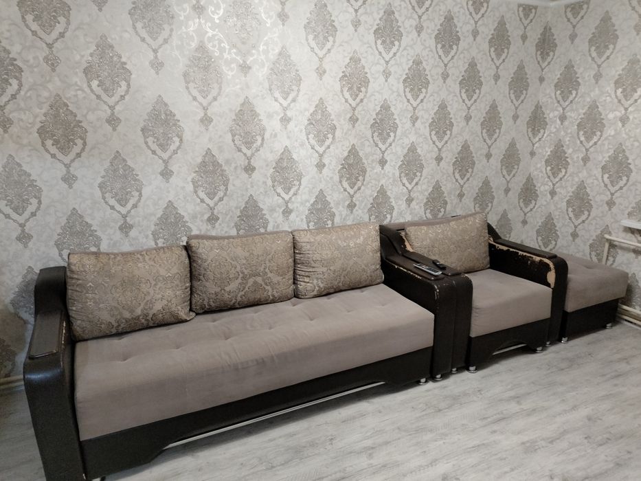 Мягкий уголок отдыха