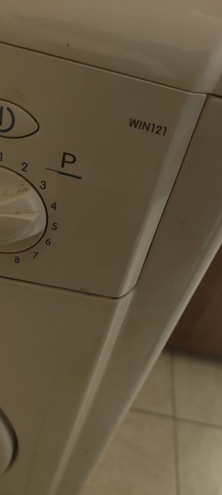Mașina de spălat Indesit?