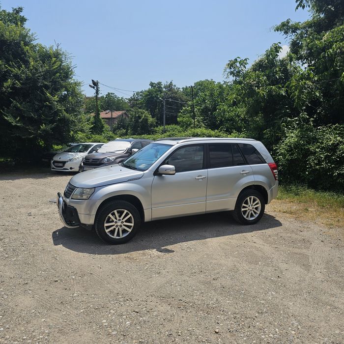 Suzuki grand vitara  2,4 бензин,газ