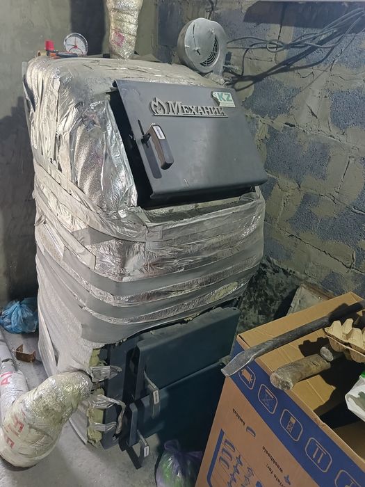 Продам срочно котель механик на 150 квм