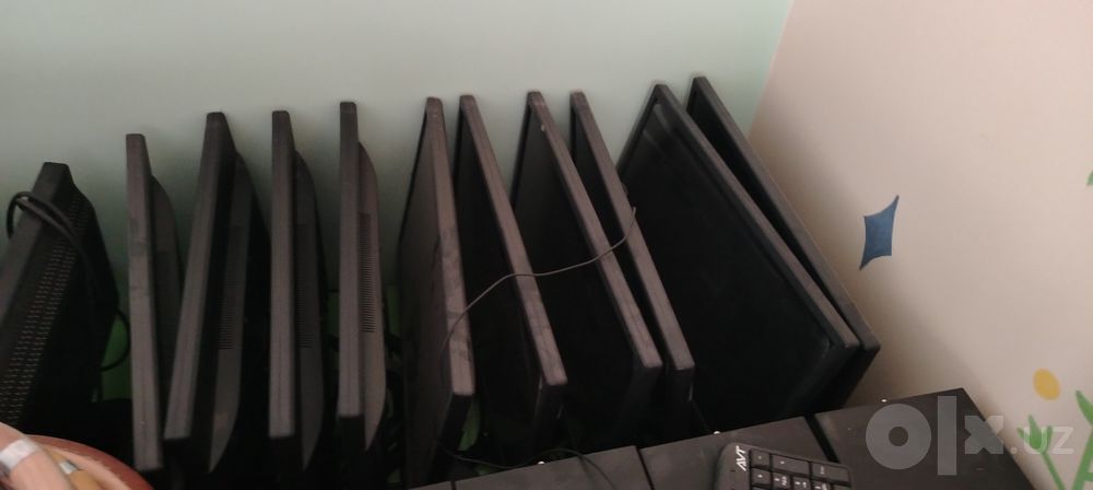 Desktop kompyuterlar 10 dona