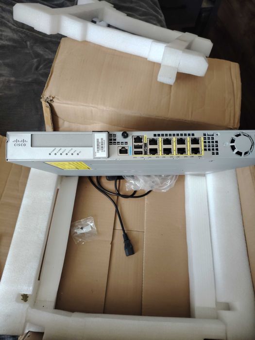 Продам Срочно межсетевой экран!