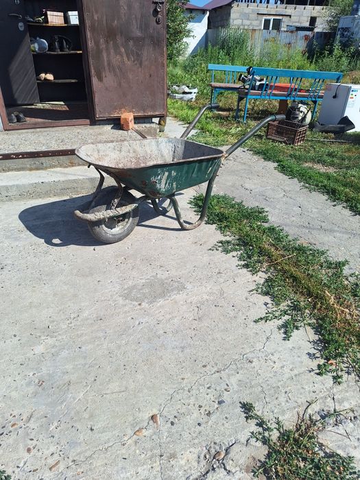Продам тележку б/у