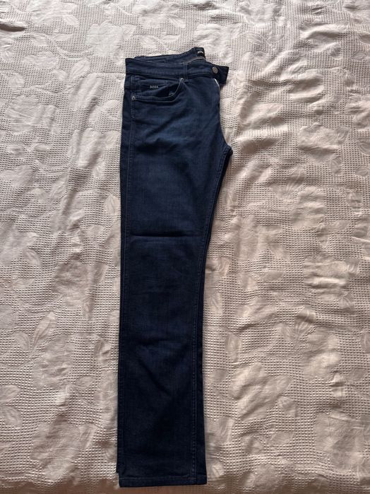 Продаю Джинсы BOSS